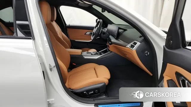 BMW 3 Series (G20) 2025 Белый из Кореи, фото 2