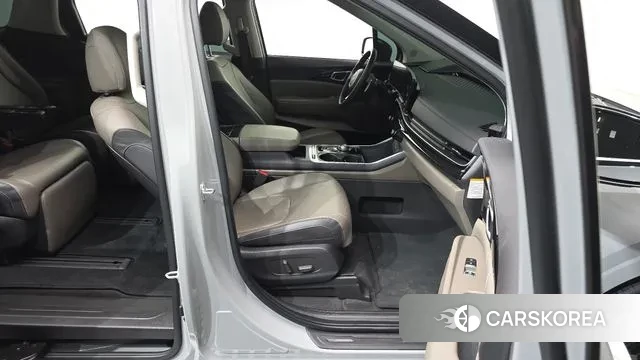 Kia The New Carnival 4th Generation 2024 Серебряный из Кореи, фото 2