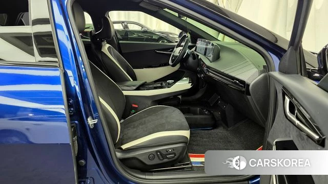 Kia EV6 2022 Синий из Кореи, фото 2