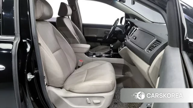 Kia The New Carnival 2019 Черный из Кореи, фото 2