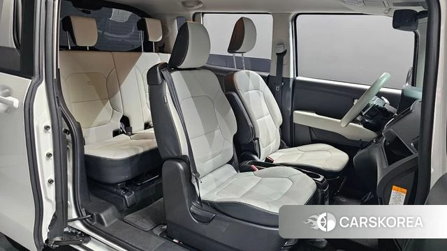 Kia The New Kia Ray EV 2023 Белый из Кореи, фото 2