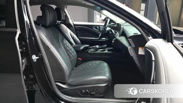 Kia K8 Hybrid 2021 Черный из Кореи, фото 2