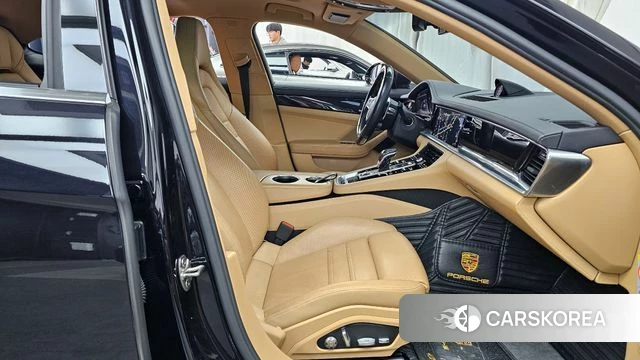 Porsche Panamera (971) 2018 Черный из Кореи, фото 2