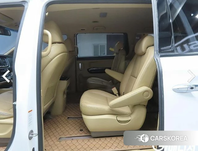 Kia The New Carnival 2018 Белый из Кореи, фото 2