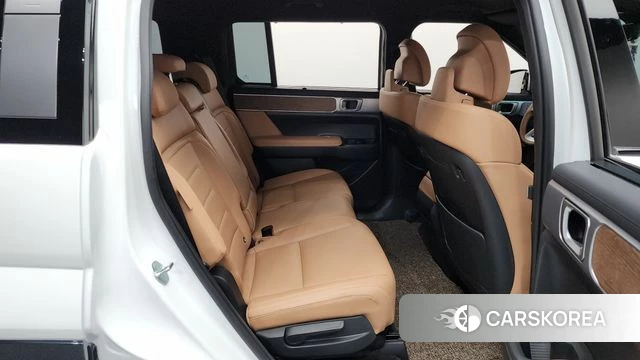 Hyundai Santa Fe (MX5) 2024 Белый из Кореи, фото 2
