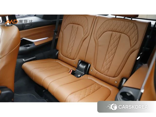 BMW X7 2023 Черный из Китая, фото 2