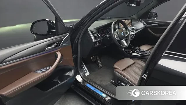 BMW X3 (G01) 2022 Черный из Кореи, фото 2