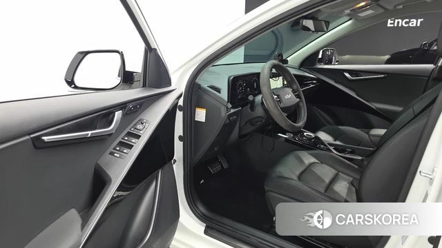 Kia Di Ol Nu Niro 2022 Белый из Кореи, фото 2