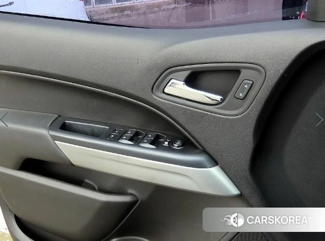 Chevrolet (GM Daewoo) Colorado 2019 Белый из Кореи, фото 2