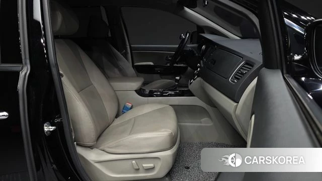 Kia The New Carnival 2020 Черный из Кореи, фото 2