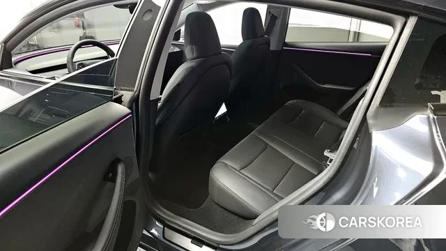 Tesla Model 3 2025 Серый из Кореи, фото 2