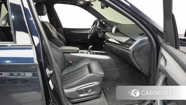BMW X5 (F15) 2018 Черный из Кореи, фото 2