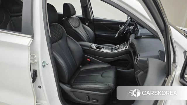 Hyundai The New Santa Fe 2021 Белый из Кореи, фото 2