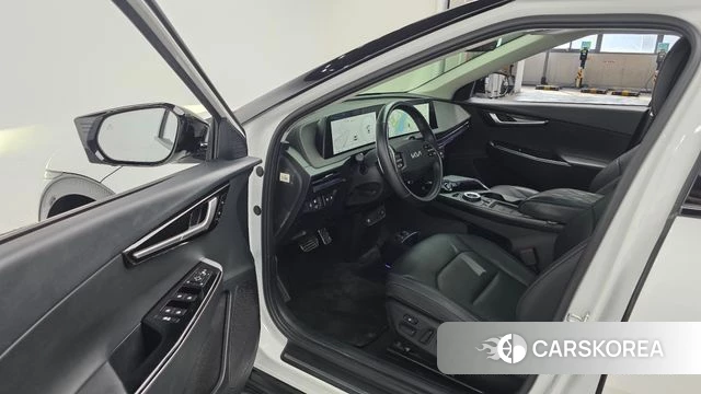 Kia EV6 2022 Белый из Кореи, фото 2