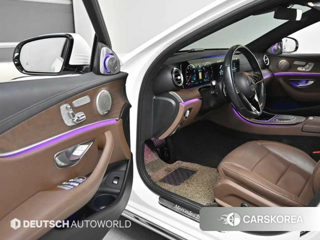 Mercedes-Benz E-Class W213 2020 Черный из Кореи, фото 2