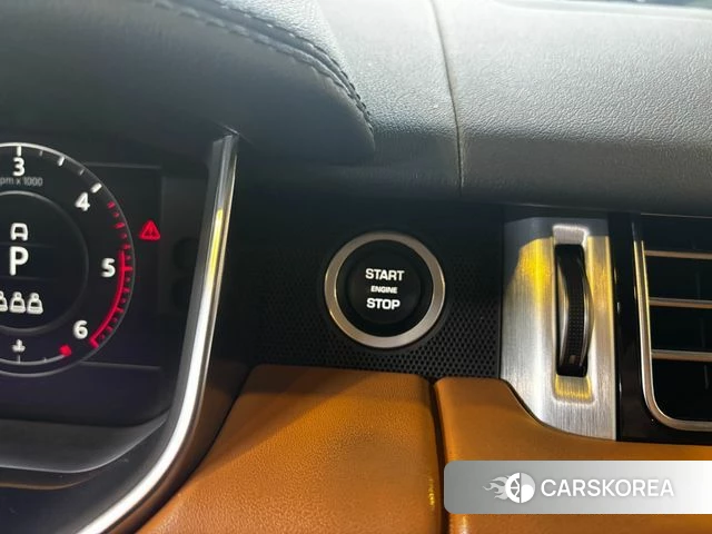 Land Rover Range Rover 4th Generation 2020 Черный из Кореи, фото 2