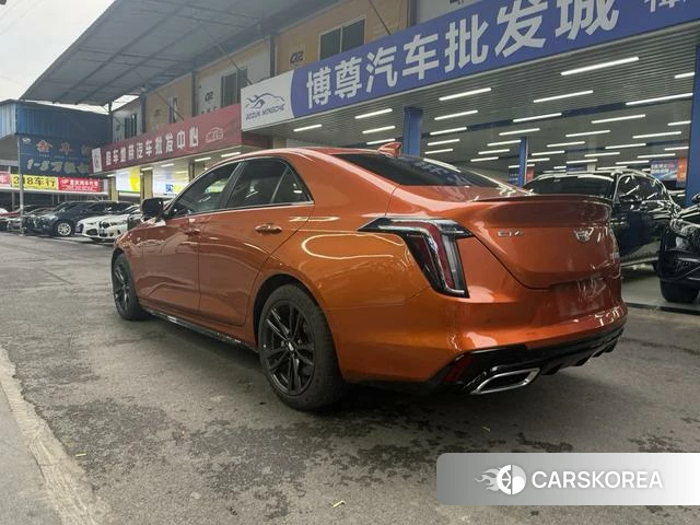 Cadillac CT4 2023 Оранжевый из Китая, фото 2