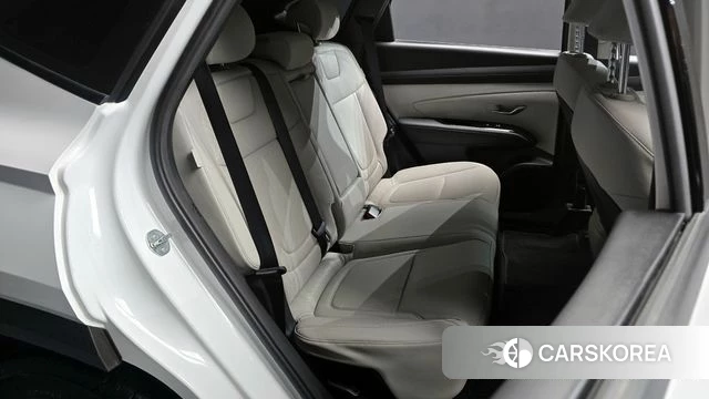 Hyundai The New Tucson Hybrid (NX4) 2024 Белый из Кореи, фото 2