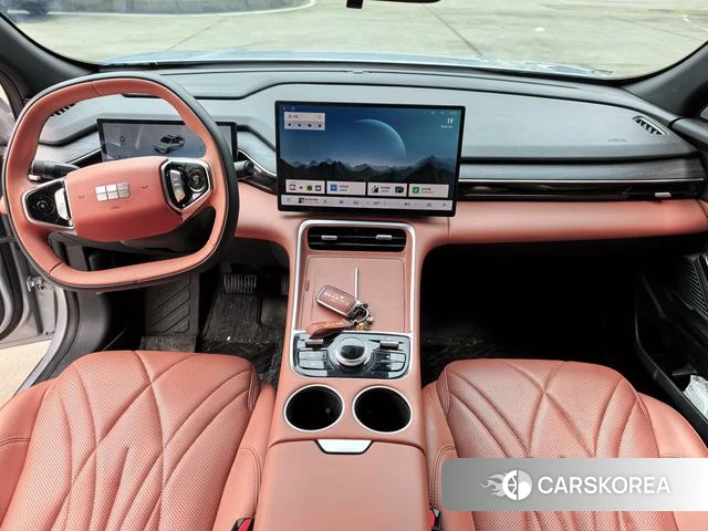 Geely Galaxy Galaxy L6 2025 Серебристо-серый из Китая, фото 2