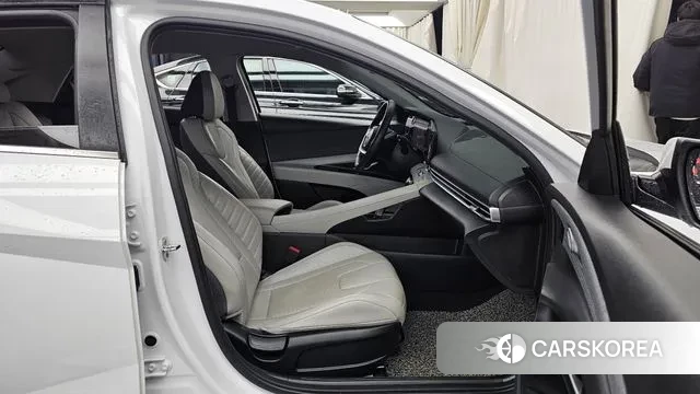 Hyundai Avante Hybrid (CN7) 2020 Белый из Кореи, фото 2