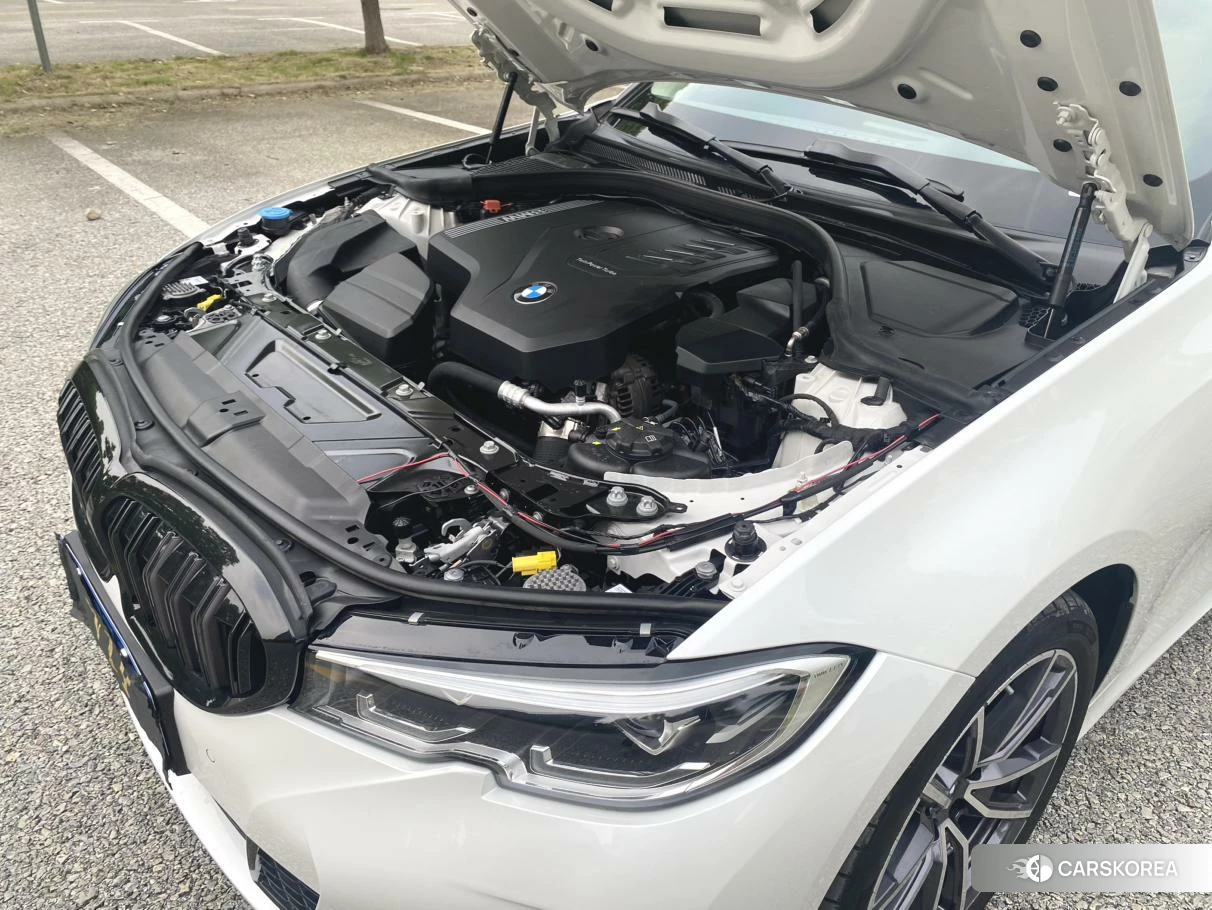 BMW 3 series 2021 Белый из Китая, фото 2