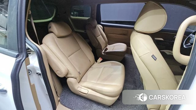 Kia The New Carnival 2018 Белый из Кореи, фото 2