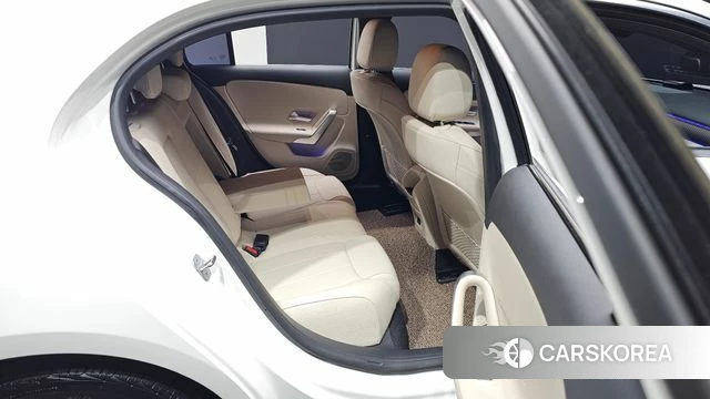 Mercedes-Benz A-Class W177 2024 Белый из Кореи, фото 2