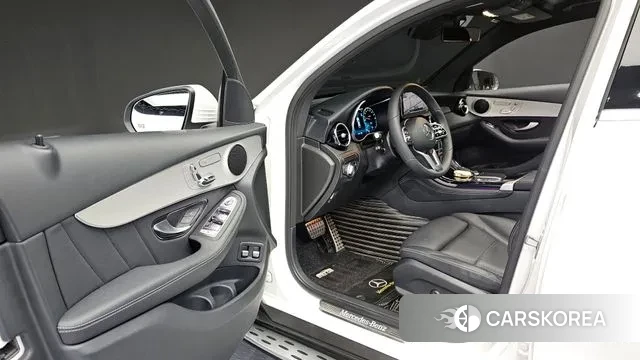 Mercedes-Benz GLC-Class X253 2020 Белый из Кореи, фото 2