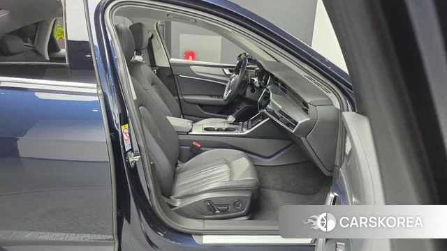 Audi A6 (C8) 2022 Синий из Кореи, фото 2