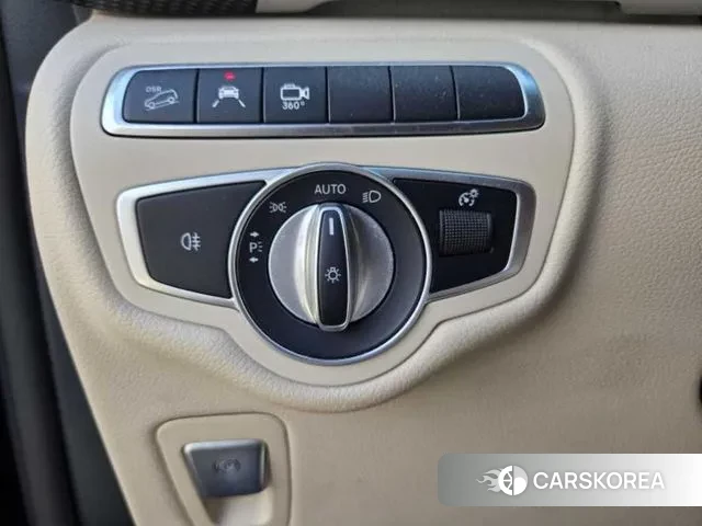 Mercedes-Benz V-Class 2022 Черный из Кореи, фото 2