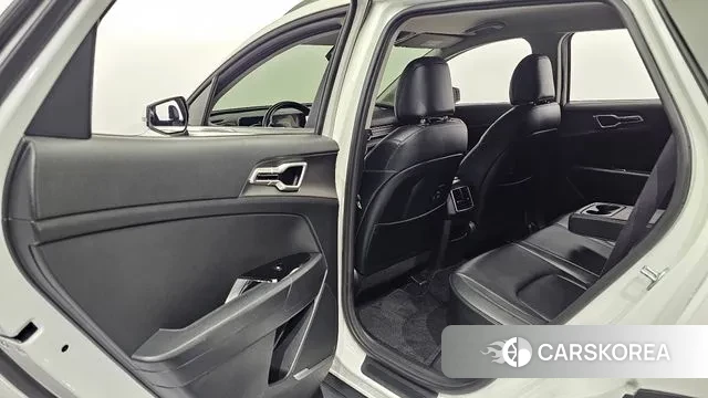 Kia Sportage 5th Generation 2022 Белый из Кореи, фото 2