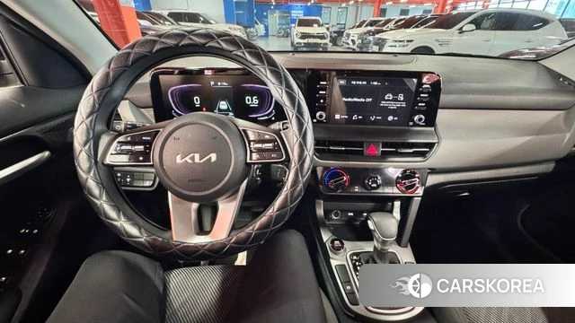 Kia The New Seltos 2023 Черный из Кореи, фото 2