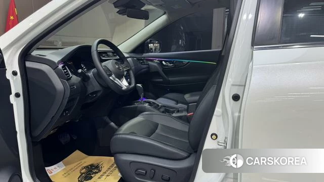 Nissan Qijun 2022 Белый из Китая, фото 2