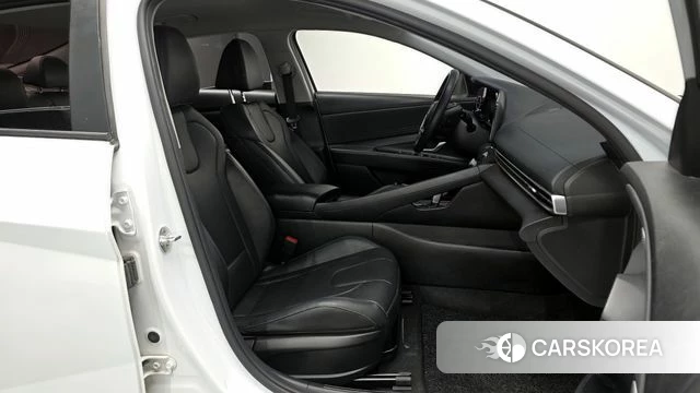 Hyundai Avante (CN7) 2021 Белый из Кореи, фото 2
