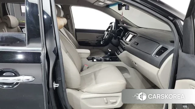 Kia The New Carnival id 3641461 из Кореи 2