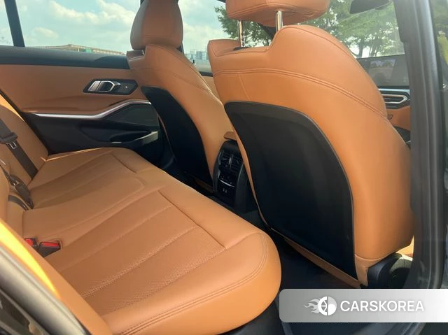 BMW 3 Series (G20) 2024 Черный из Кореи, фото 2