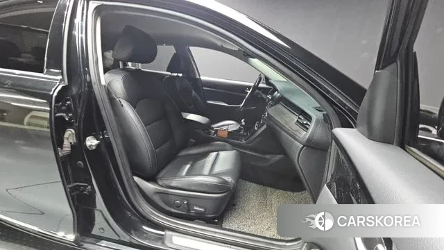 Kia K7 Premier 2019 Черный из Кореи, фото 2