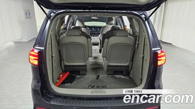 Kia The New Carnival 2020 Серый из Кореи, фото 2