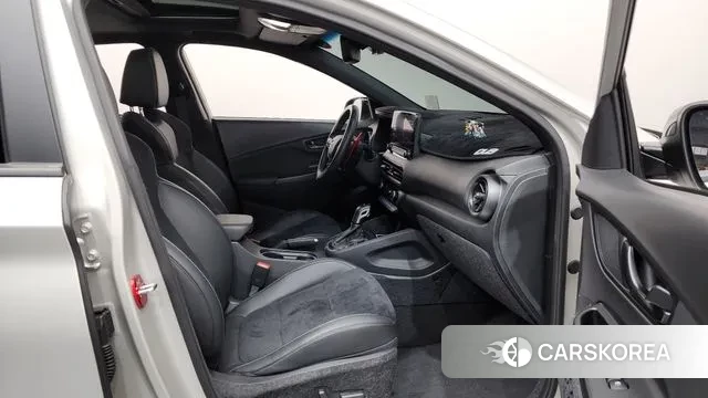 Hyundai The New Kona 2021 Серебряный из Кореи, фото 2