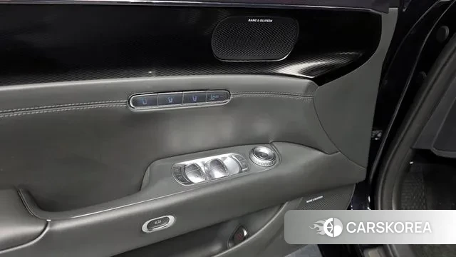 Genesis G90 (RS4) 2022 Черный из Кореи, фото 2