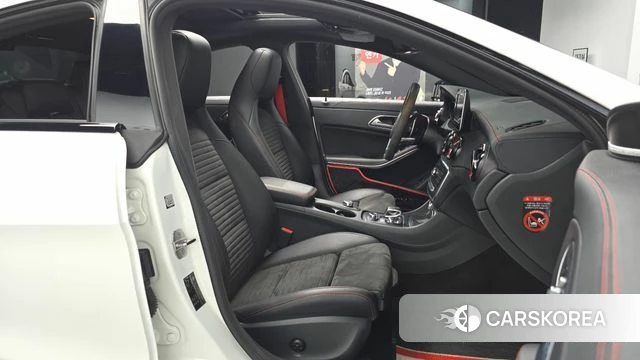 Mercedes-Benz CLA-Class C117 2019 Белый из Кореи, фото 2