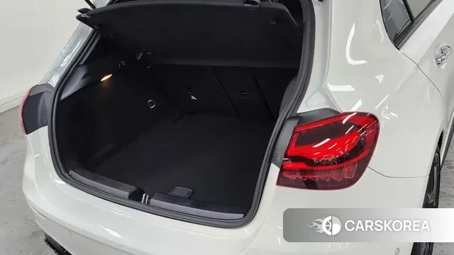 Mercedes-Benz A-Class W177 2025 Белый из Кореи, фото 2