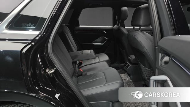 Audi Q3 (F3) 2020 Черный из Кореи, фото 2