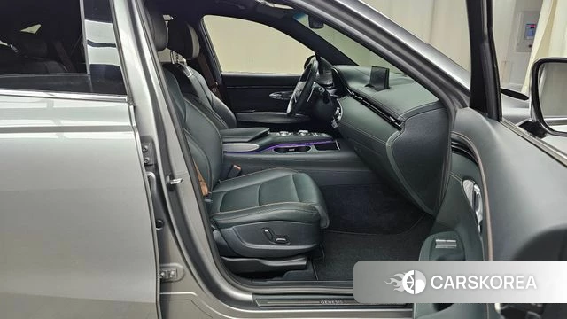 Genesis GV70 2021 Серебристо-серый из Кореи, фото 2