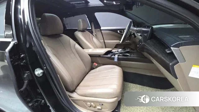 Kia K8 Hybrid 2023 Черный из Кореи, фото 2