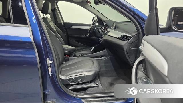 BMW X1 (F48) 2018 Синий из Кореи, фото 2