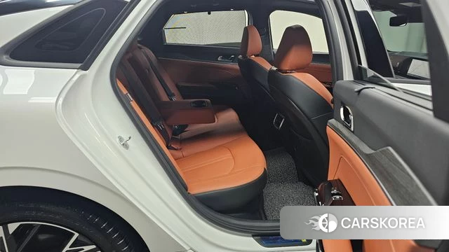 Kia The New K5 Hybrid 3rd generation 2024 Белый из Кореи, фото 2