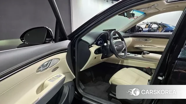 Genesis GV70 2023 Черный из Кореи, фото 2