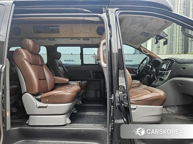 Hyundai The New Grand Starex 2019 Черный из Кореи, фото 2