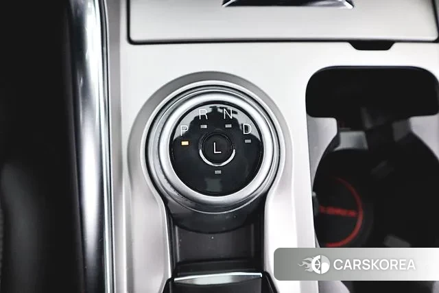 Ford Explorer 6th Generation 2022 Белый из Кореи, фото 2